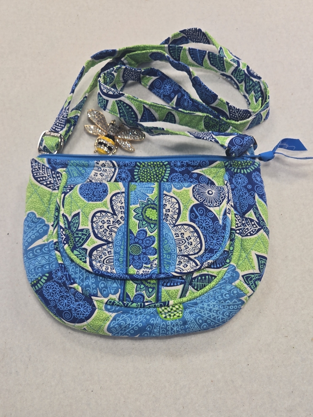 Vera Bradly Doodle Daisy Cross Body Bag.